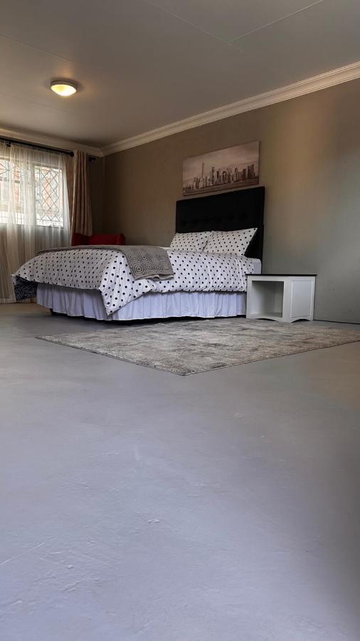 One Home Pretoria-Noord Buitenkant foto